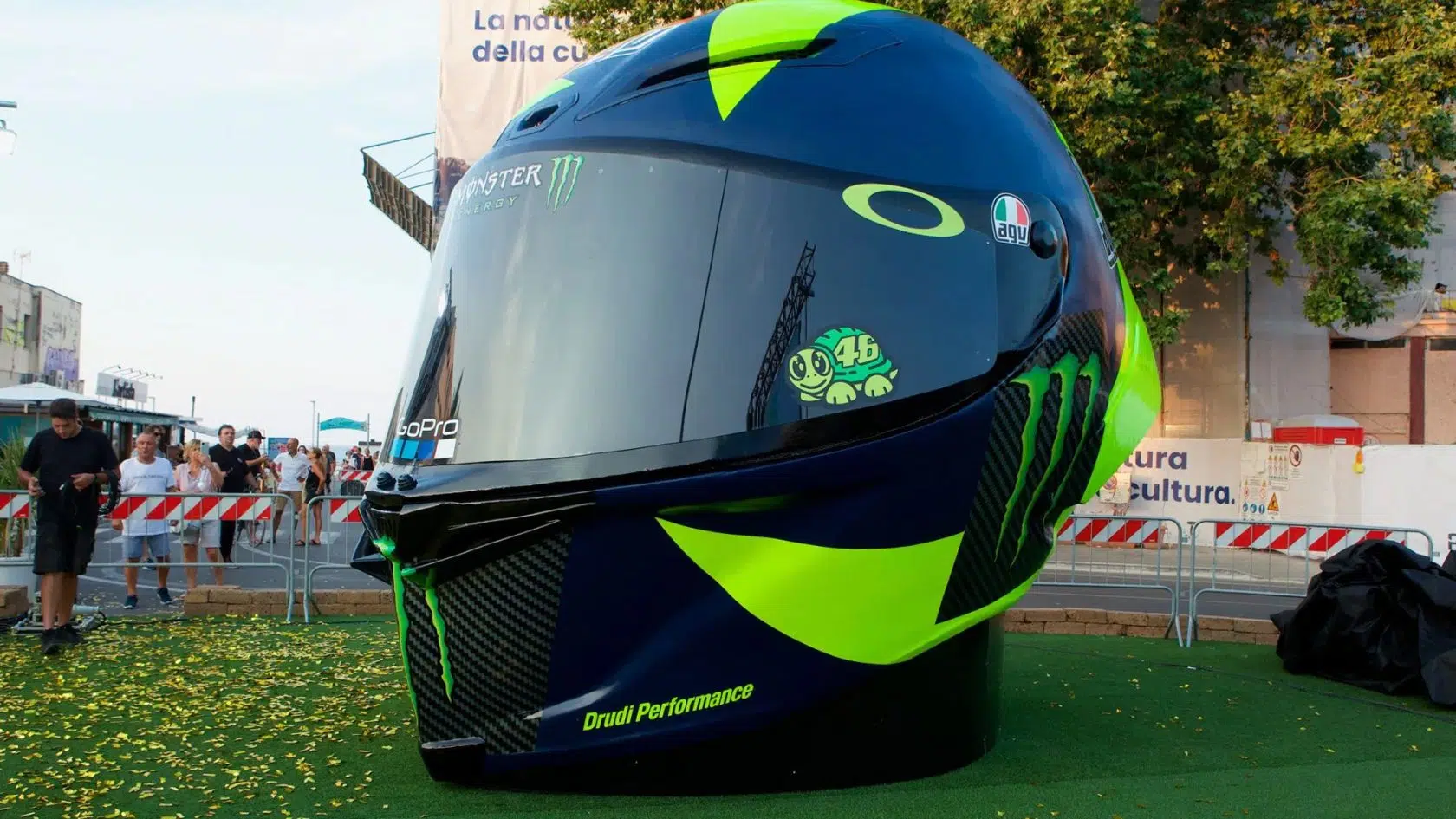 Valentino Rossi gets giant 3D printed helmet from Caracol AM image