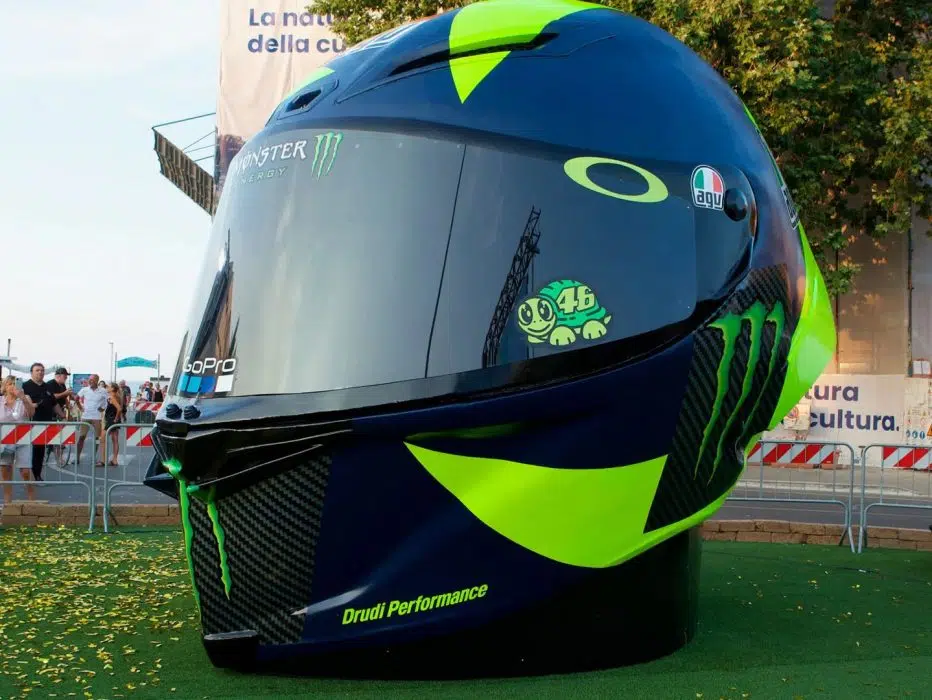 Valentino Rossi gets giant 3D printed helmet from Caracol AM